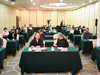 【转载】潮起东方万川归海|2026 华人华侨优秀楷模人物表彰荣耀会在京举办